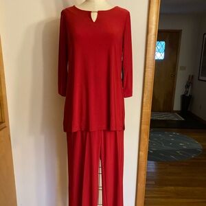 IMAN Vibrant Red Pants Set with Keyhole Detail